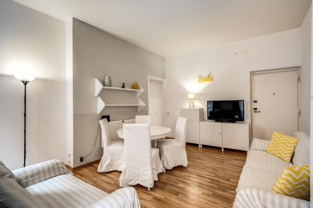 Family Room In Via Del Corso Central Rome Luaran gambar
